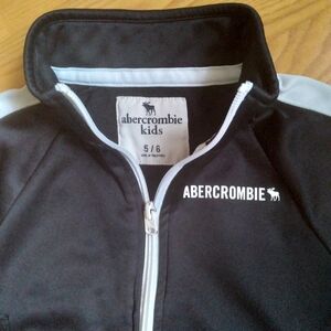 Abercrombie & Fitch Kids Black and White Zip-Up Track Jacket Size 5/6